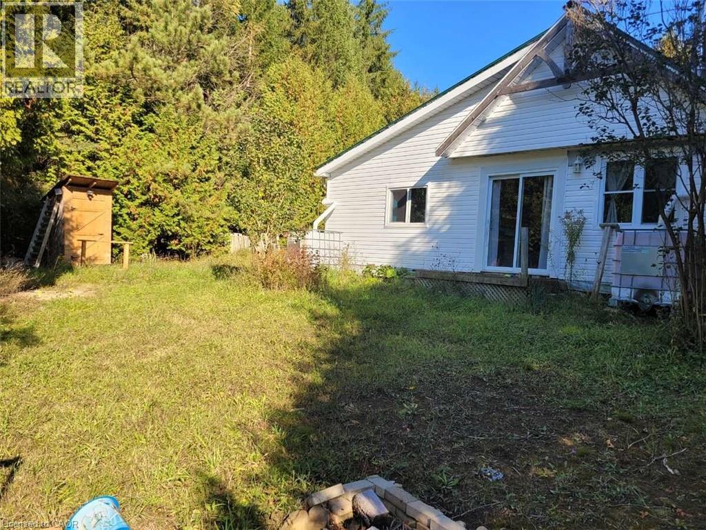 495144 Traverston Road, Markdale, Ontario  N0H 2C4 - Photo 9 - 40668763