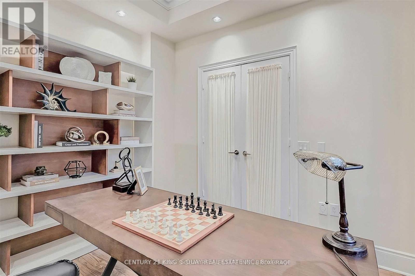 Th5 - 500 Doris Avenue, Toronto, Ontario  M2N 0C1 - Photo 12 - C12352734