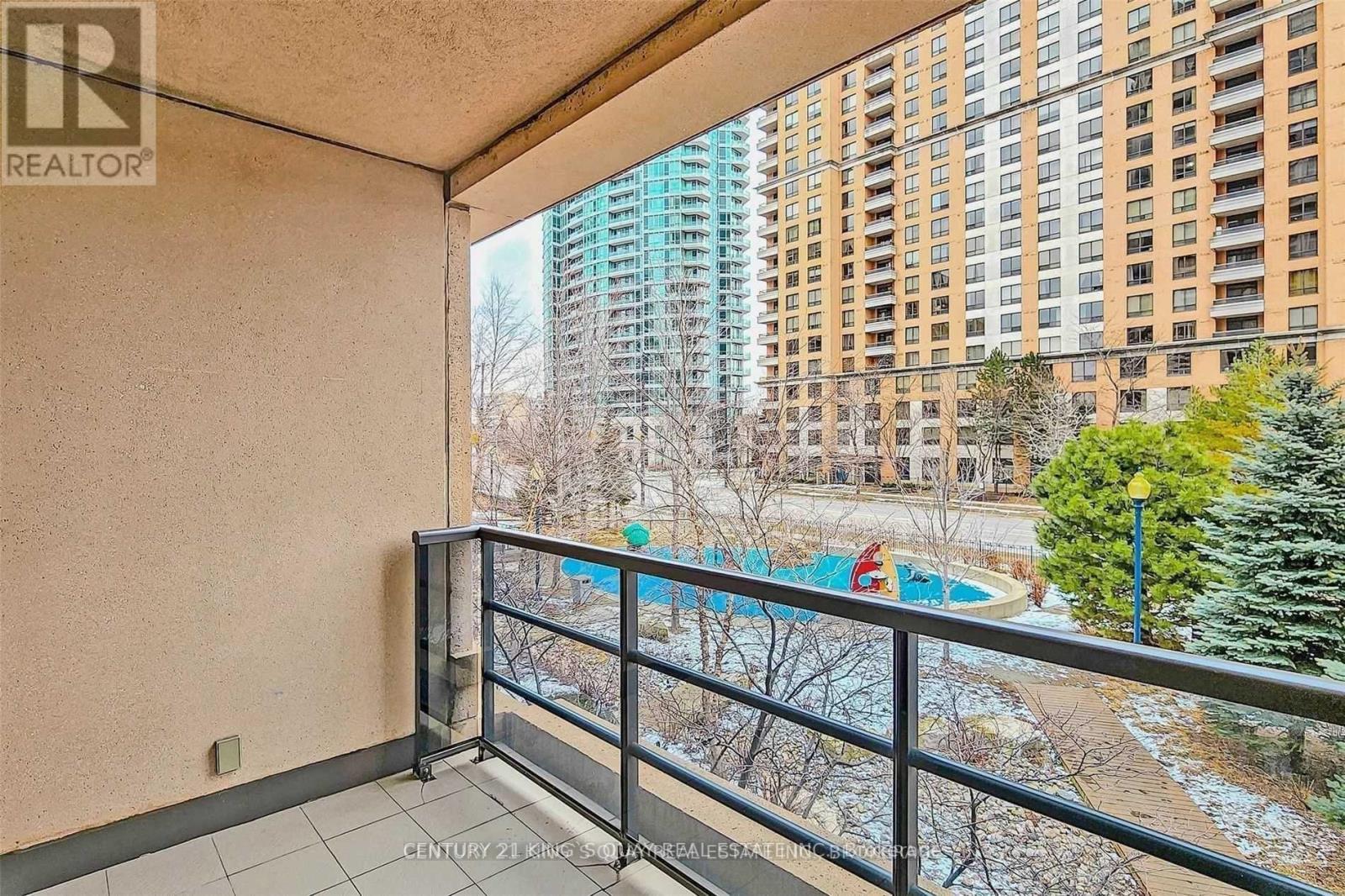 Th5 - 500 Doris Avenue, Toronto, Ontario  M2N 0C1 - Photo 23 - C12352734