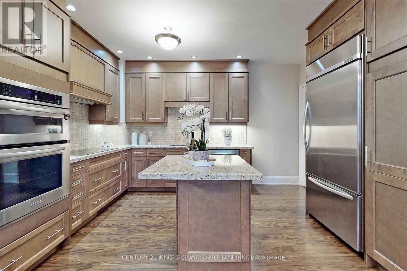 Th5 - 500 Doris Avenue, Toronto, Ontario  M2N 0C1 - Photo 5 - C12352734