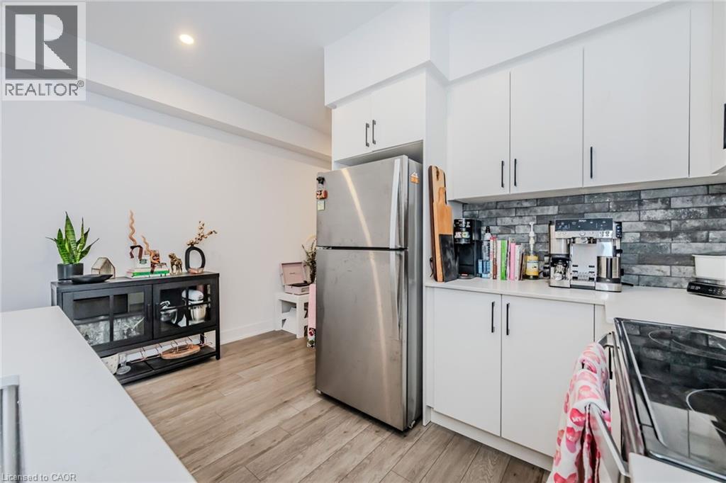 99 Roger Street Unit# 11, Waterloo, Ontario  N2J 0J1 - Photo 12 - 40705150