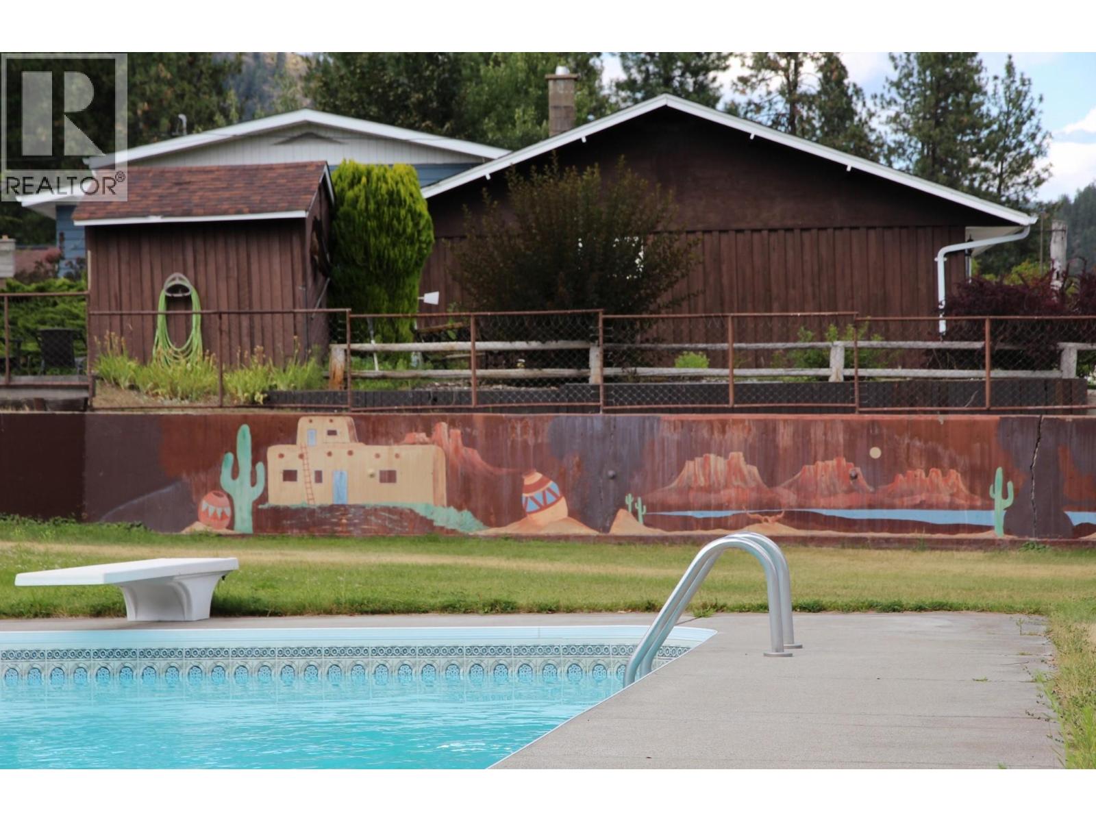 5440 41 Highway, Grand Forks, British Columbia  V0H 1H5 - Photo 31 - 10351314
