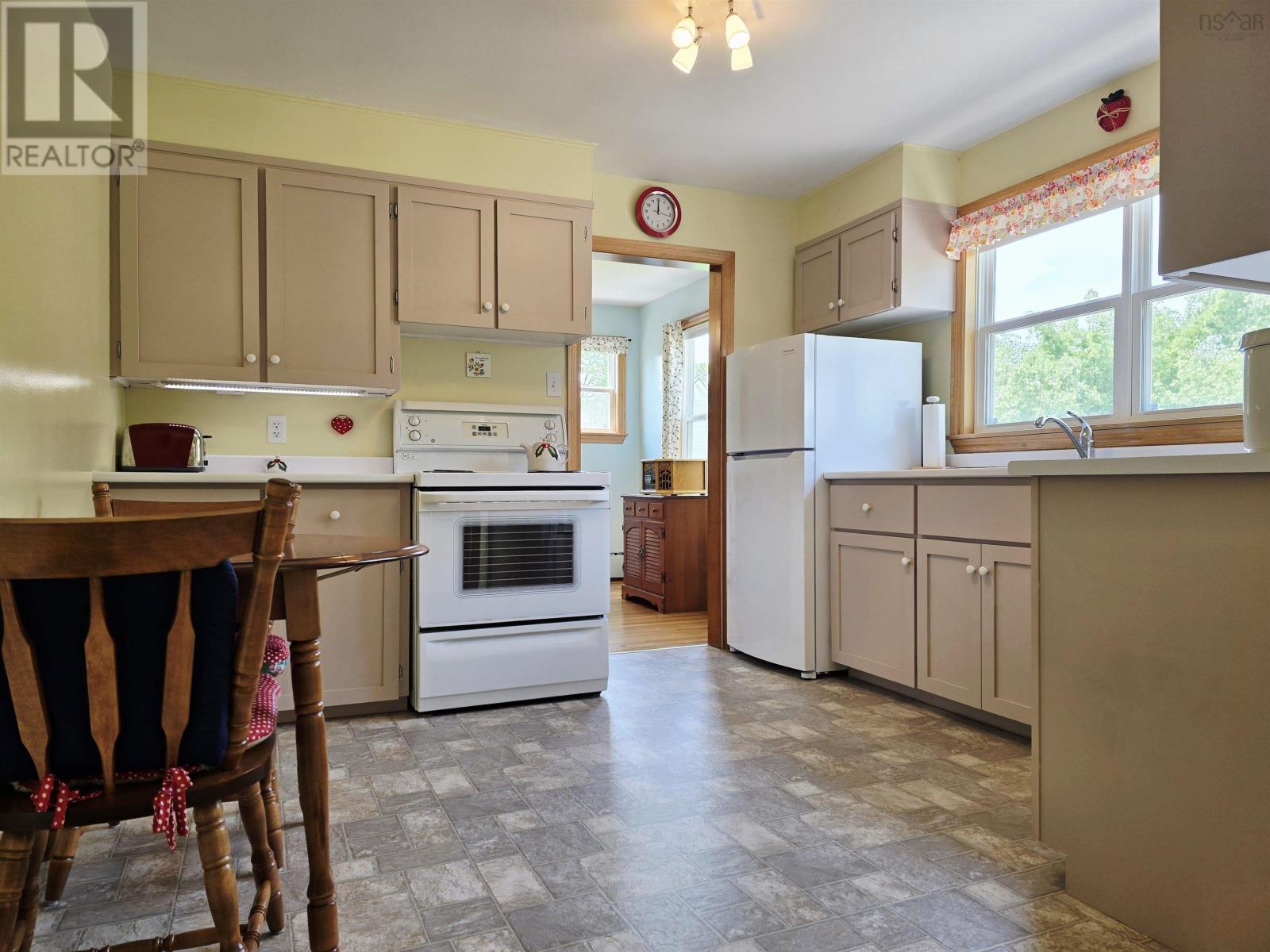 Property at 114 Sanborne Street image 4
