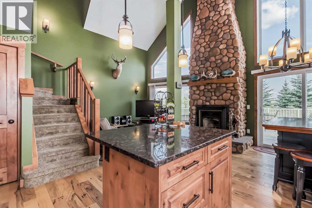 503 Cottageclub Bay, Rural Rocky View County, Alberta  T4C 1B1 - Photo 11 - A2238008