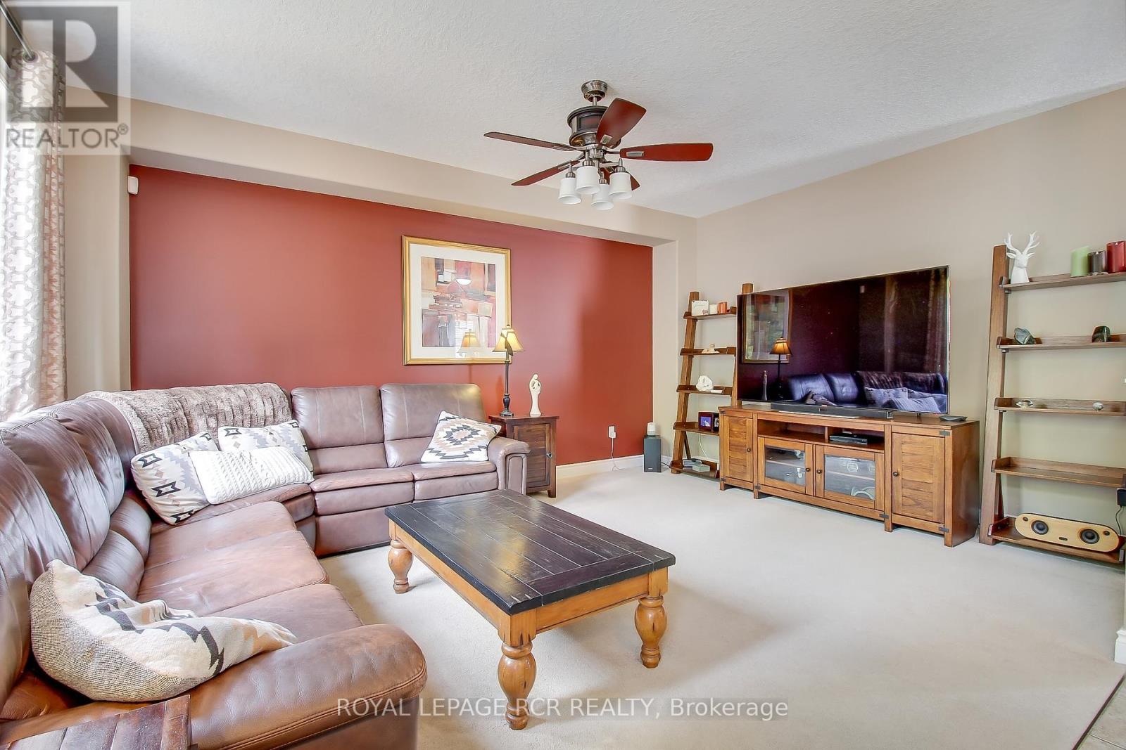1047 Nantyr Drive, Innisfil, Ontario  L9S 0A8 - Photo 18 - N12352756