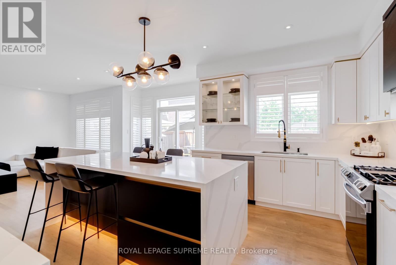 274 Blue Dasher Boulevard, Bradford West Gwillimbury, Ontario  L3Z 4J1 - Photo 13 - N12352776