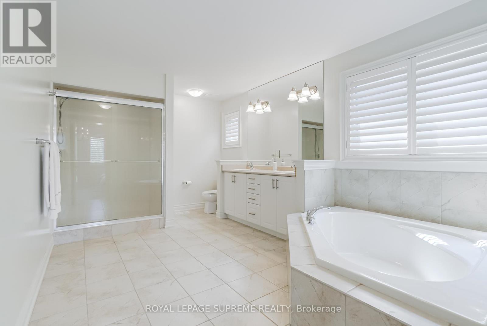 274 Blue Dasher Boulevard, Bradford West Gwillimbury, Ontario  L3Z 4J1 - Photo 34 - N12352776