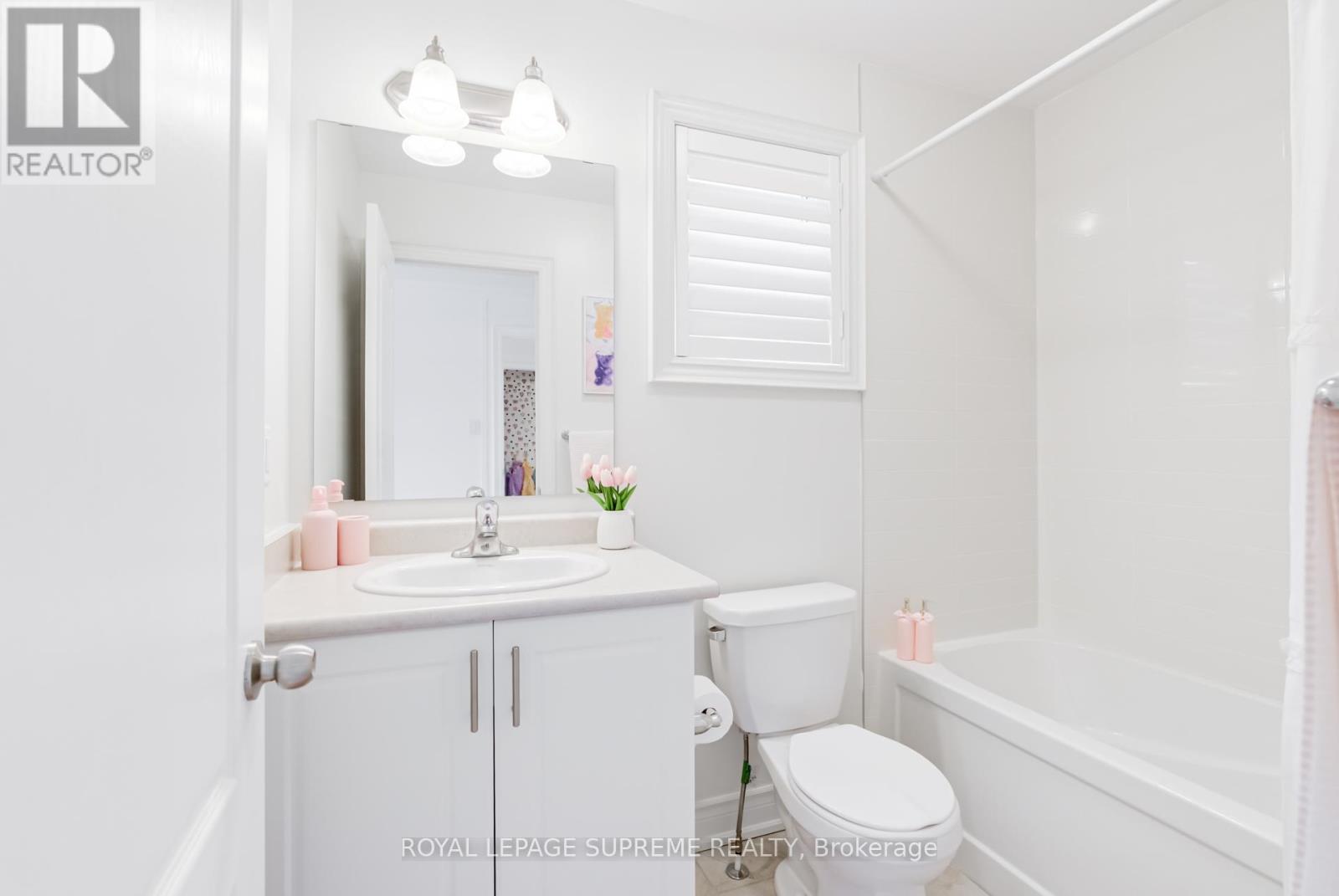 274 Blue Dasher Boulevard, Bradford West Gwillimbury, Ontario  L3Z 4J1 - Photo 38 - N12352776