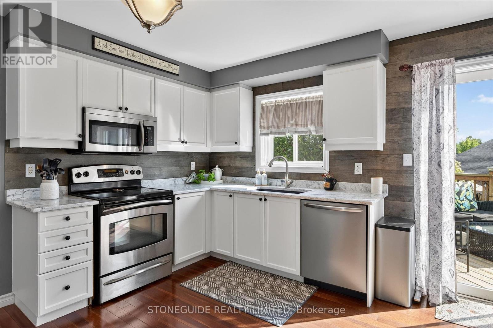 1726 Ravenwood Drive, Peterborough West, Ontario  K9K 2P6 - Photo 10 - X12352856