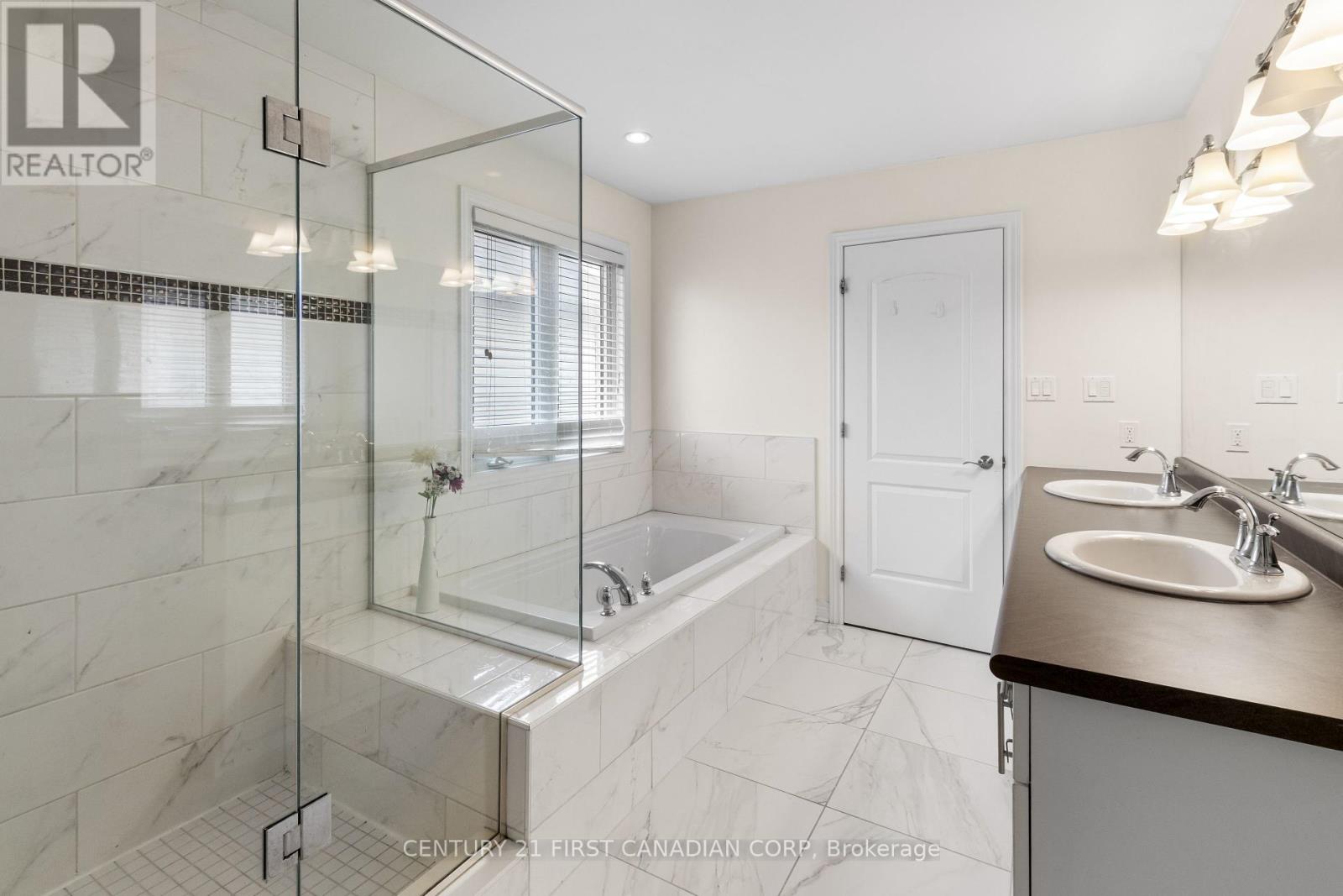 10 - 515 Skyline Avenue, London North, Ontario  N5X 0H4 - Photo 44 - X12352874