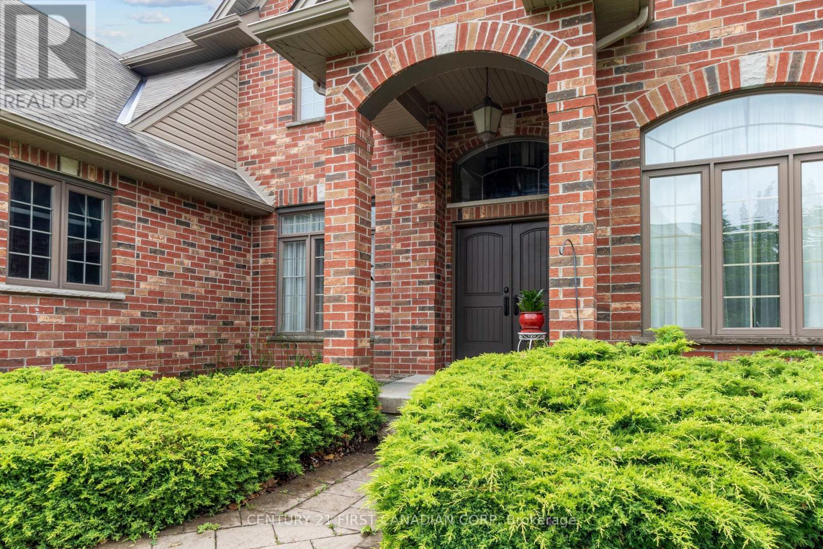 10 - 515 Skyline Avenue, London North, Ontario  N5X 0H4 - Photo 8 - X12352874