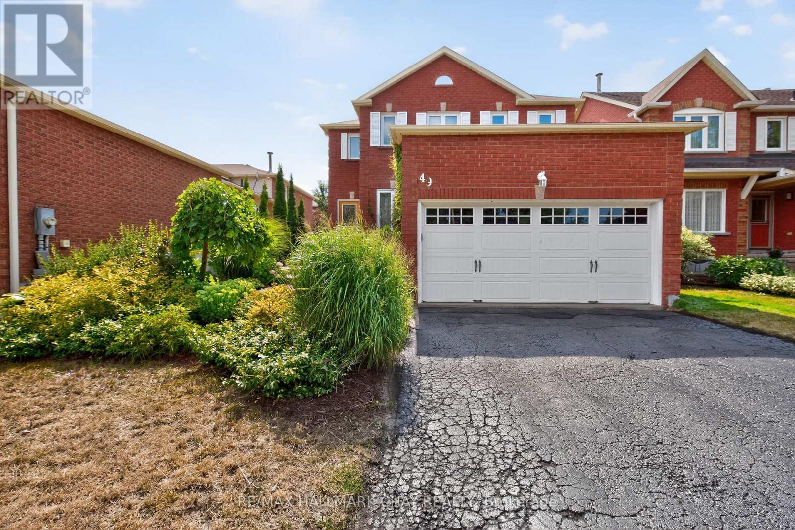 49 Mcdougall Drive, Barrie, Ontario  L4N 7H7 - Photo 1 - S12352784