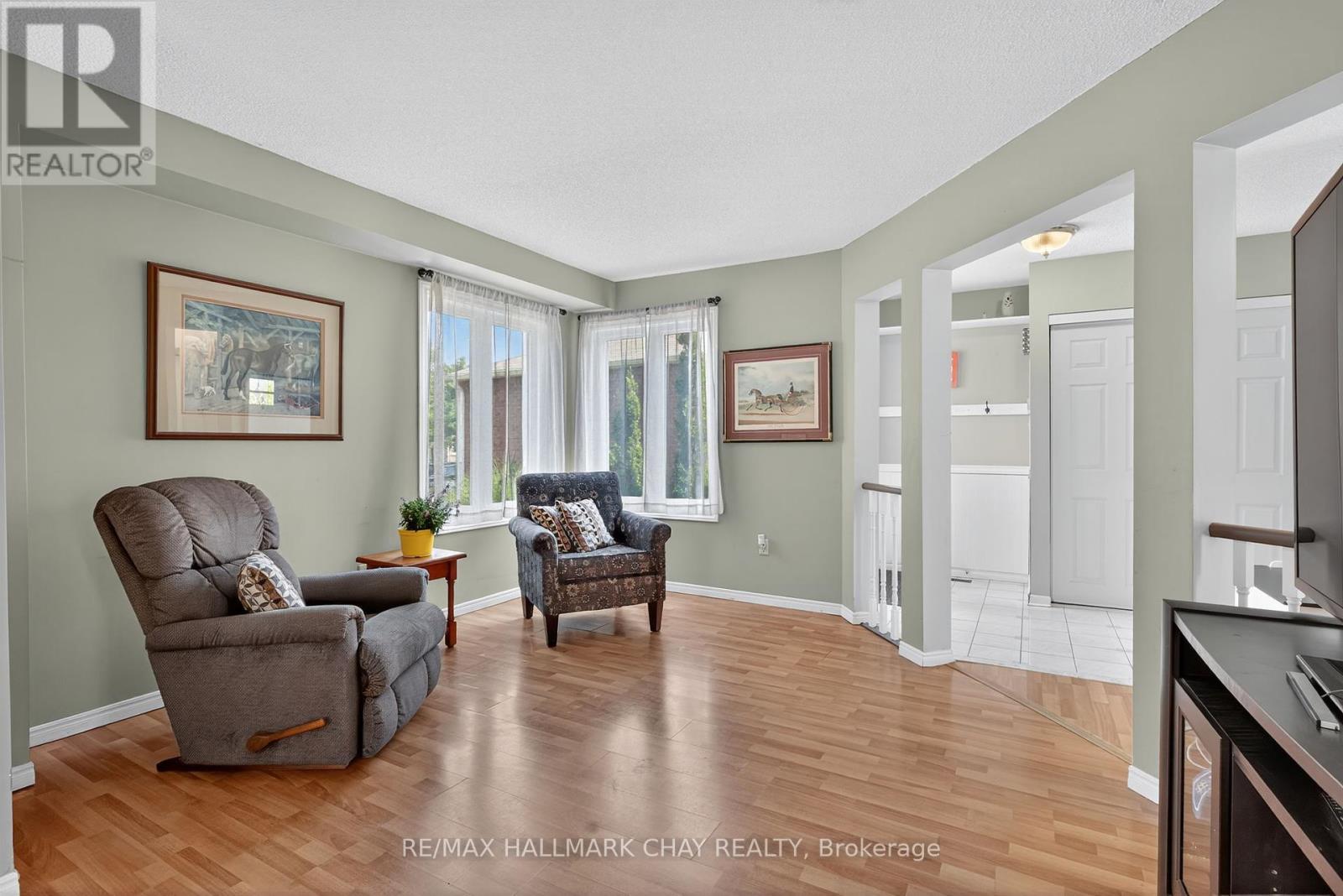 49 Mcdougall Drive, Barrie, Ontario  L4N 7H7 - Photo 23 - S12352784