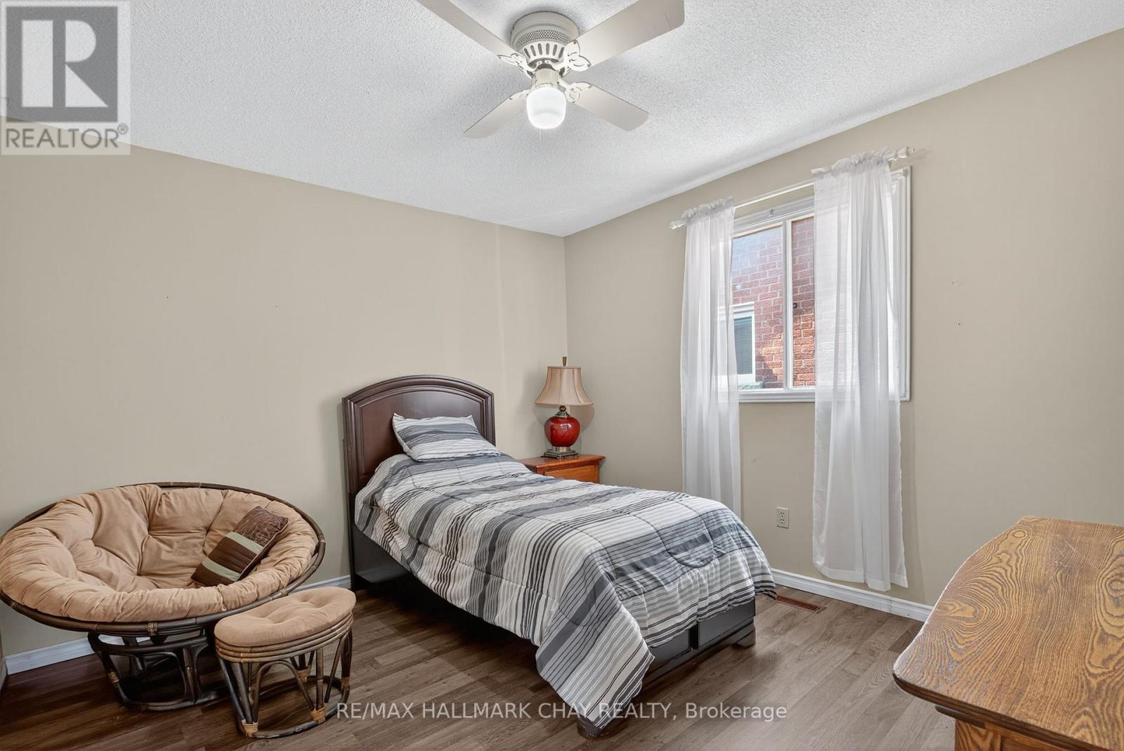 49 Mcdougall Drive, Barrie, Ontario  L4N 7H7 - Photo 31 - S12352784