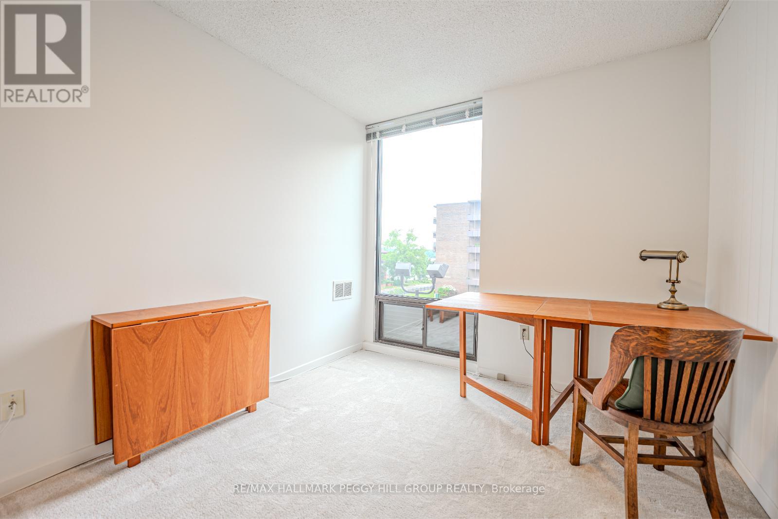 206 - 181 Collier Street, Barrie, Ontario  L4M 5L6 - Photo 10 - S12352820