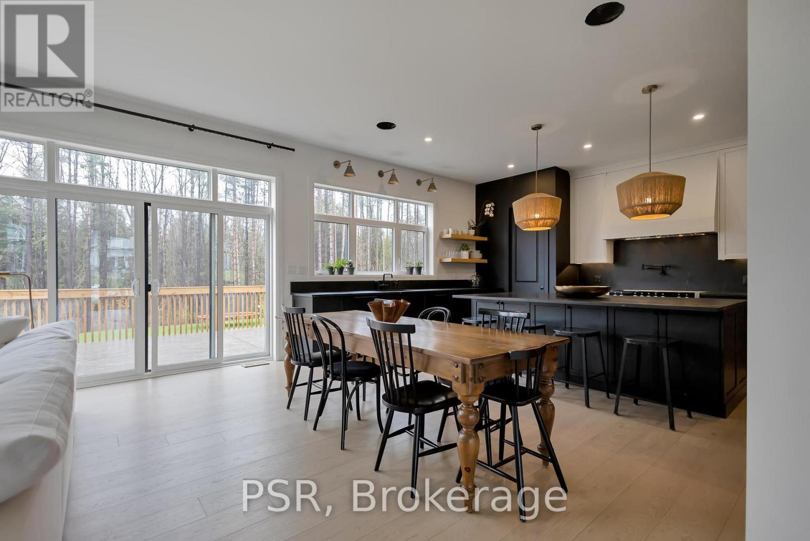 72 Georgian Grande Drive, Oro-Medonte, Ontario  L0K 1E0 - Photo 10 - S12352829