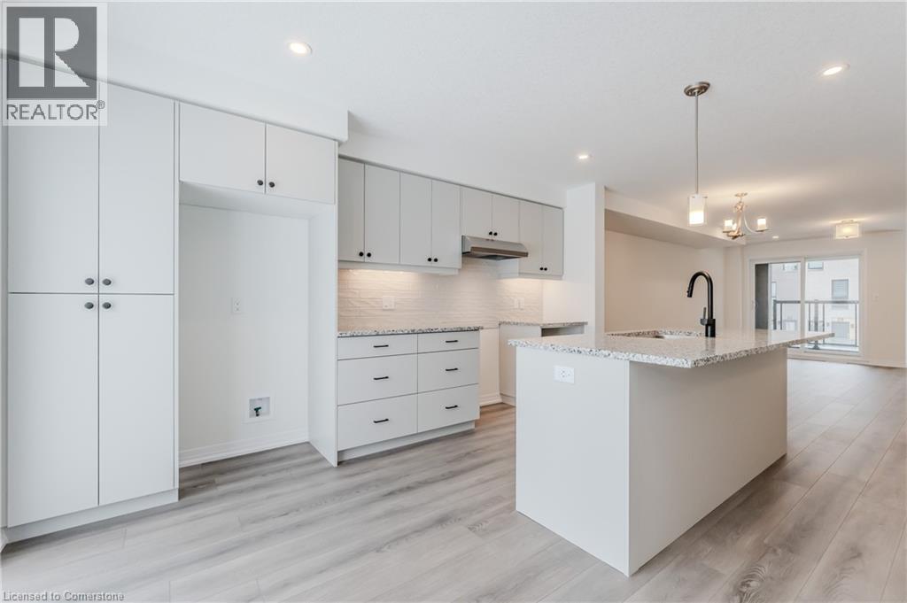 17 Urbane Boulevard Unit# I073, Kitchener, Ontario  N2E 0H8 - Photo 3 - 40725077