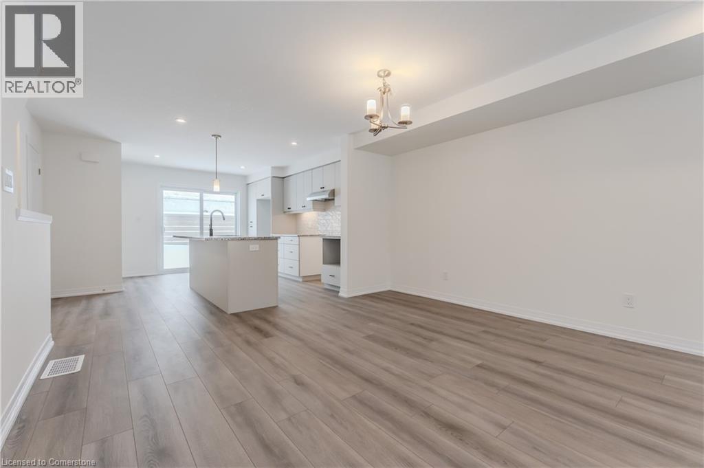 17 Urbane Boulevard Unit# I073, Kitchener, Ontario  N2E 0H8 - Photo 15 - 40725077