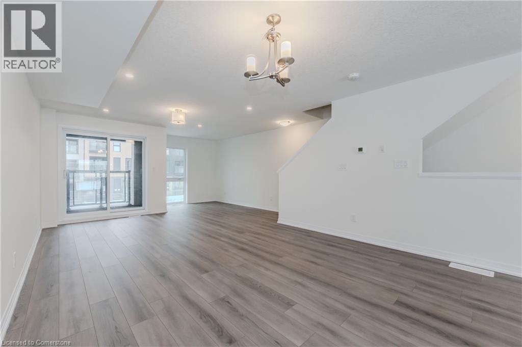 17 Urbane Boulevard Unit# I073, Kitchener, Ontario  N2E 0H8 - Photo 11 - 40725077