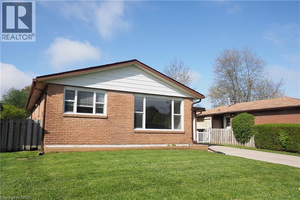 Property at 39 MARKWOOD Drive image 3