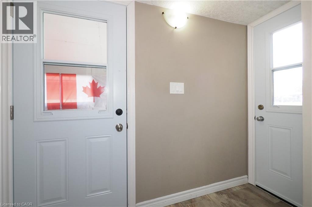 Property at 39 MARKWOOD Drive image 4