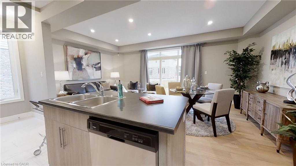 Photo 3 of 15 for 2250 Southport Crescent