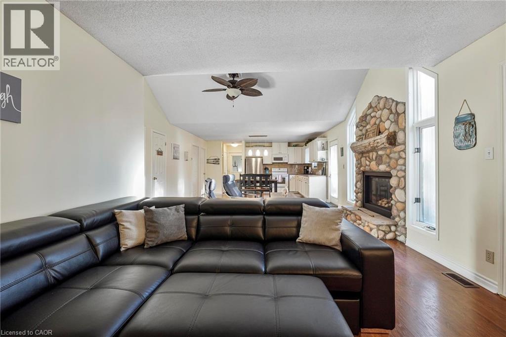 Photo 43 of 50 for 71842 Sunview Avenue