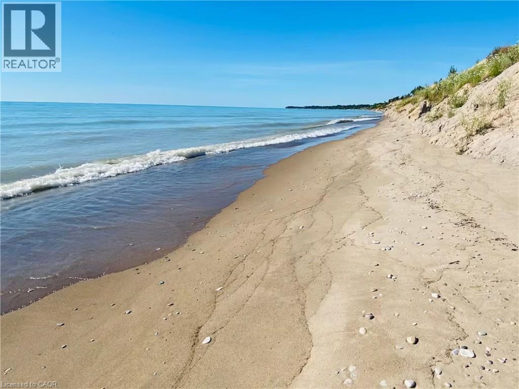 Photo 7 of 50 for 71842 Sunview Avenue