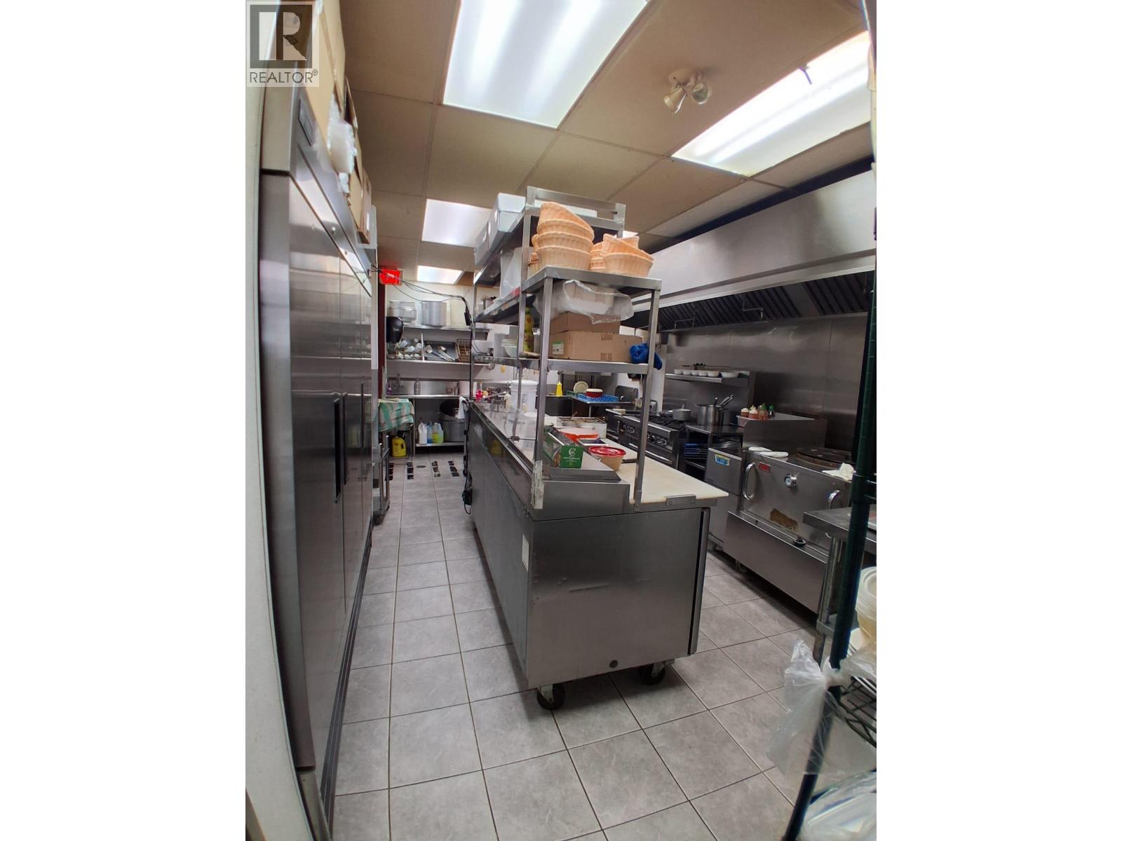 11857 Confidential Street, Maple Ridge, British Columbia  V0V 0V0 - Photo 5 - C8071560