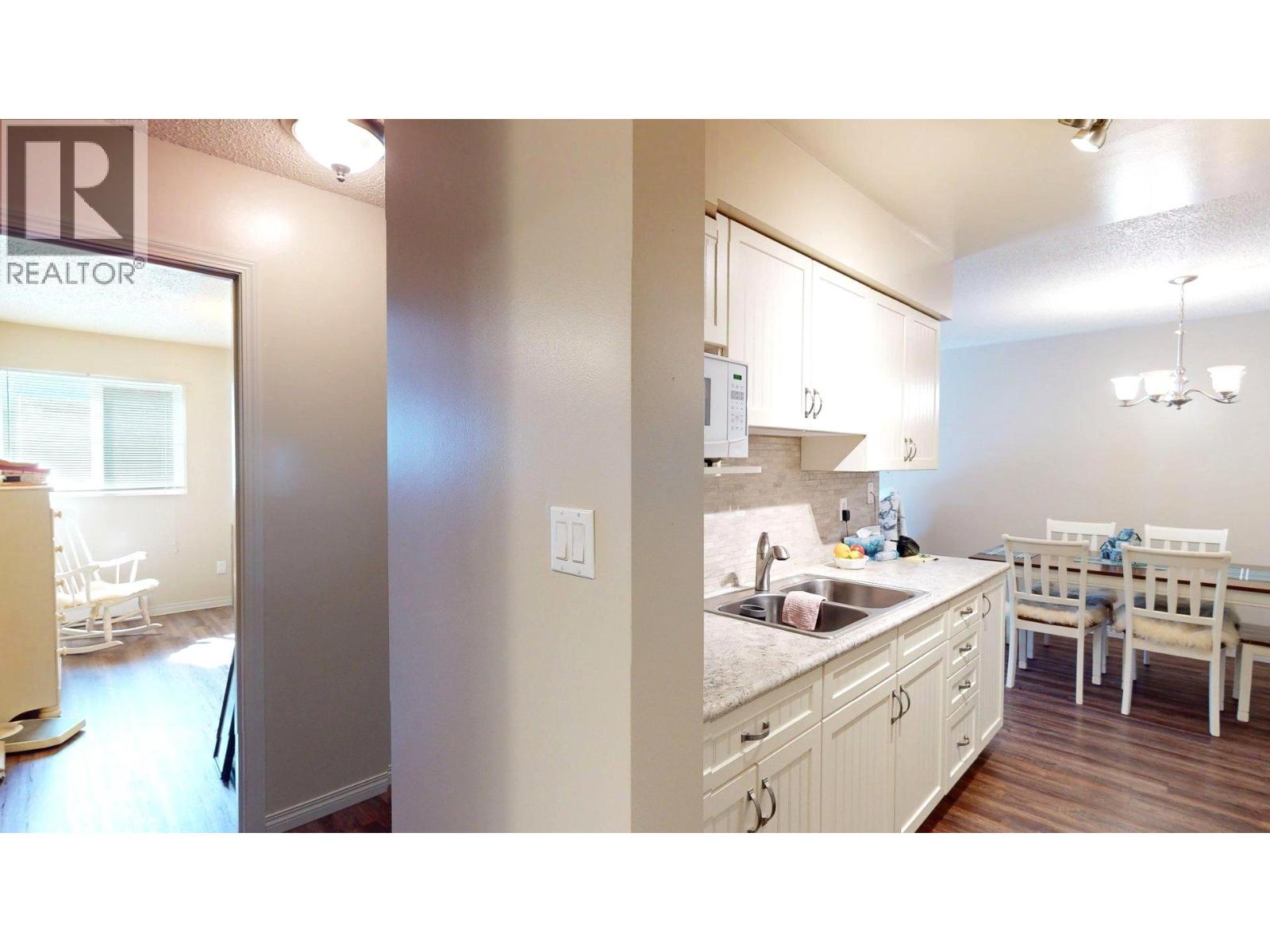 501 Elk Street Unit# 101, Elkford, British Columbia  V0B 1H0 - Photo 2 - 10359896