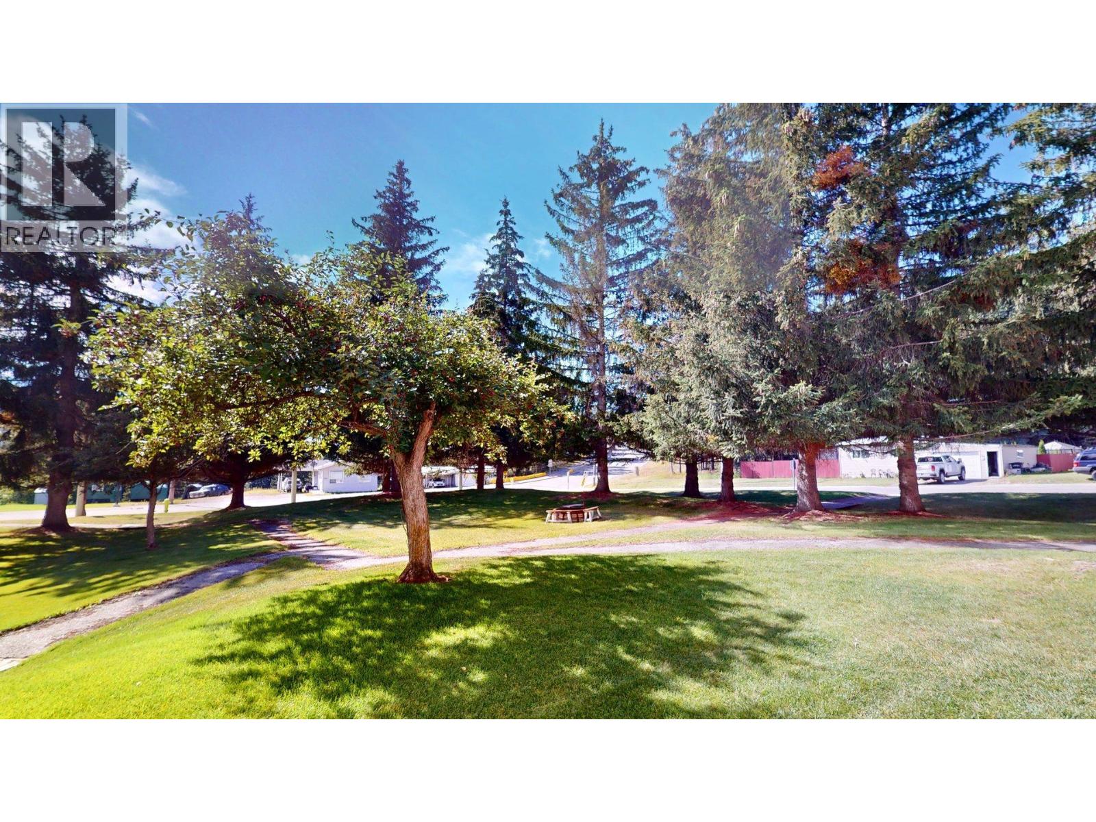 501 Elk Street Unit# 101, Elkford, British Columbia  V0B 1H0 - Photo 11 - 10359896