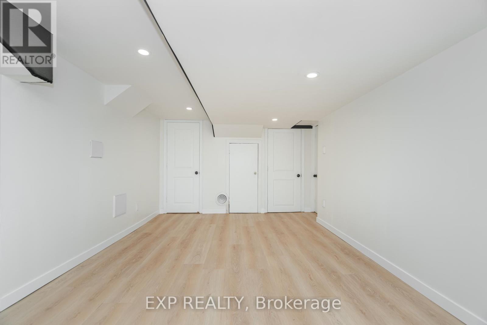 Lower - 214 Forest Hill Drive, Kitchener, Ontario  N2M 4G3 - Photo 16 - X12352827