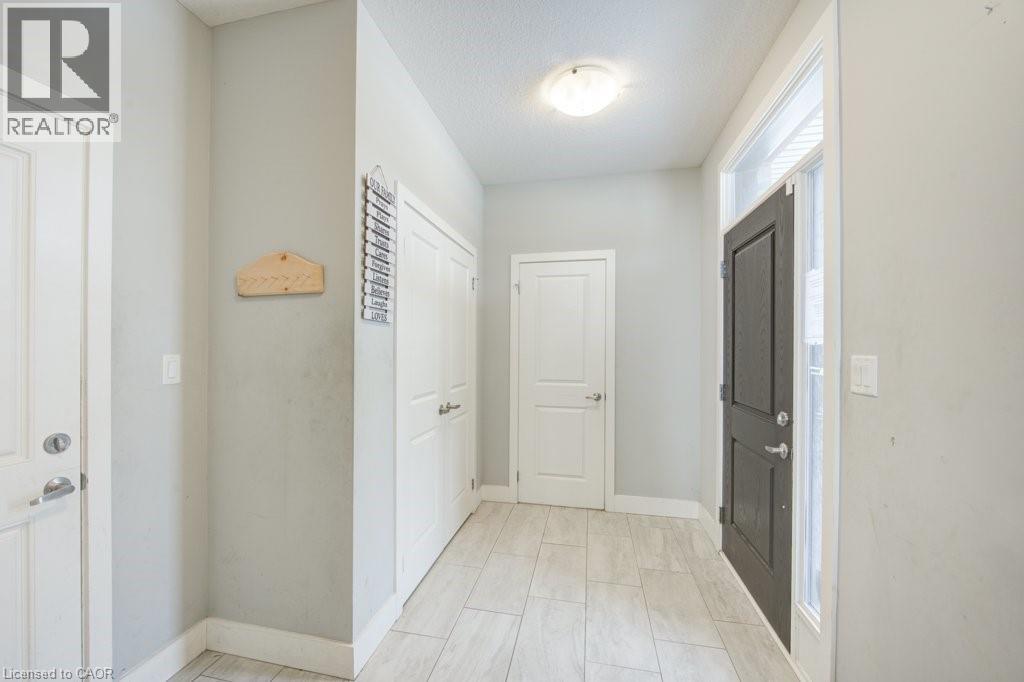 745 Chelton Road Unit# 62, London, Ontario  N6M 0J1 - Photo 6 - 40734058