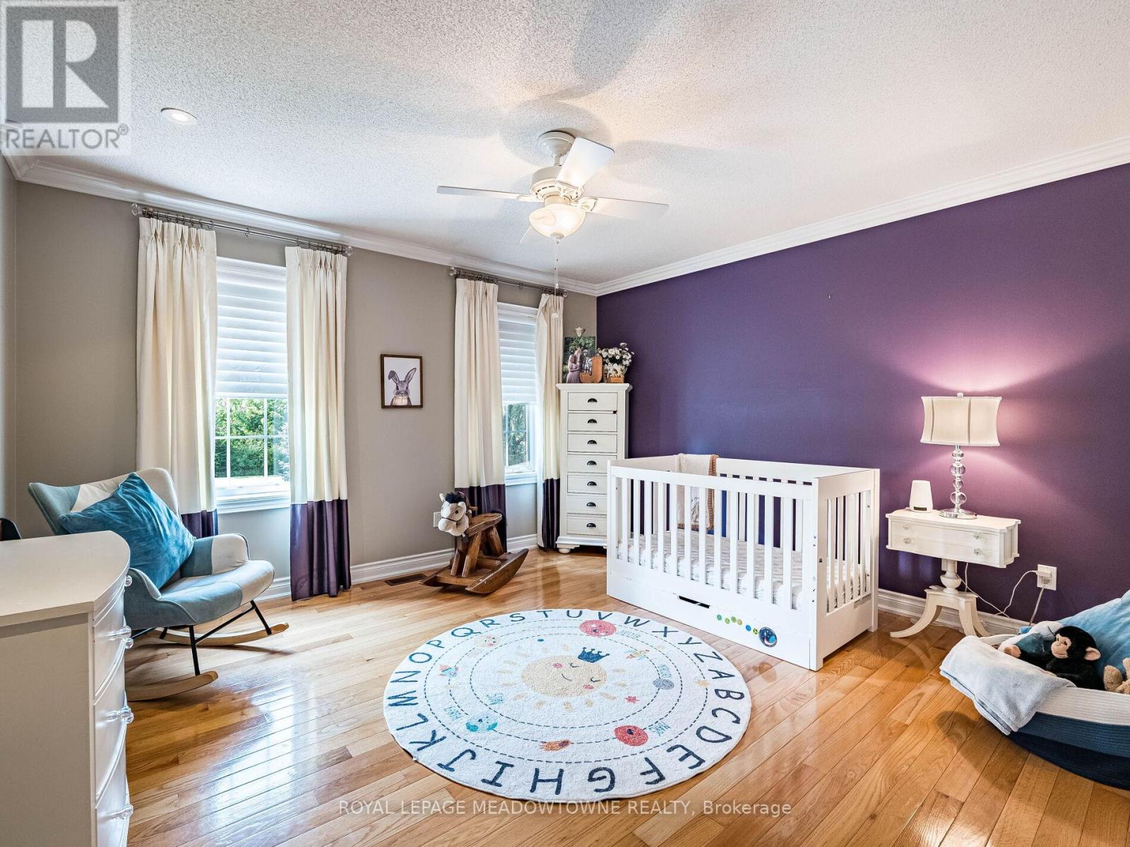 8 Deer Run Crescent, Halton Hills, Ontario  L7J 2L7 - Photo 27 - W12330234