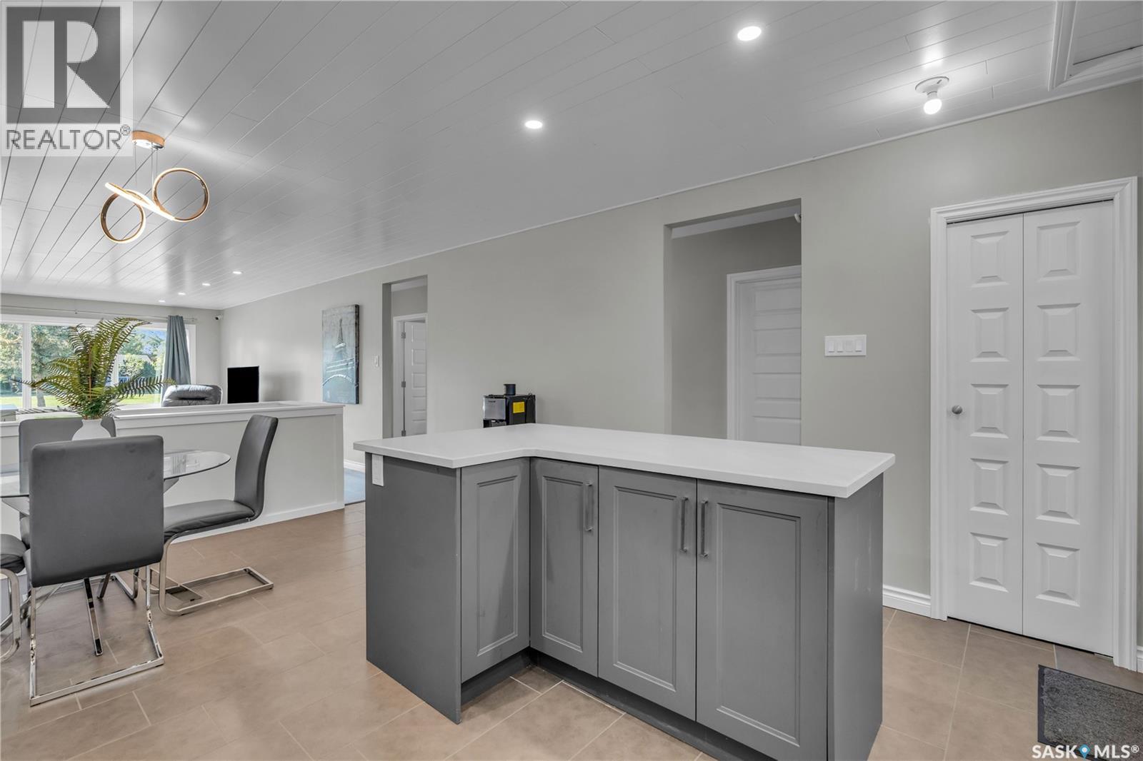 106 Wood Crescent, Assiniboia, Saskatchewan  S0H 0B0 - Photo 18 - SK015776