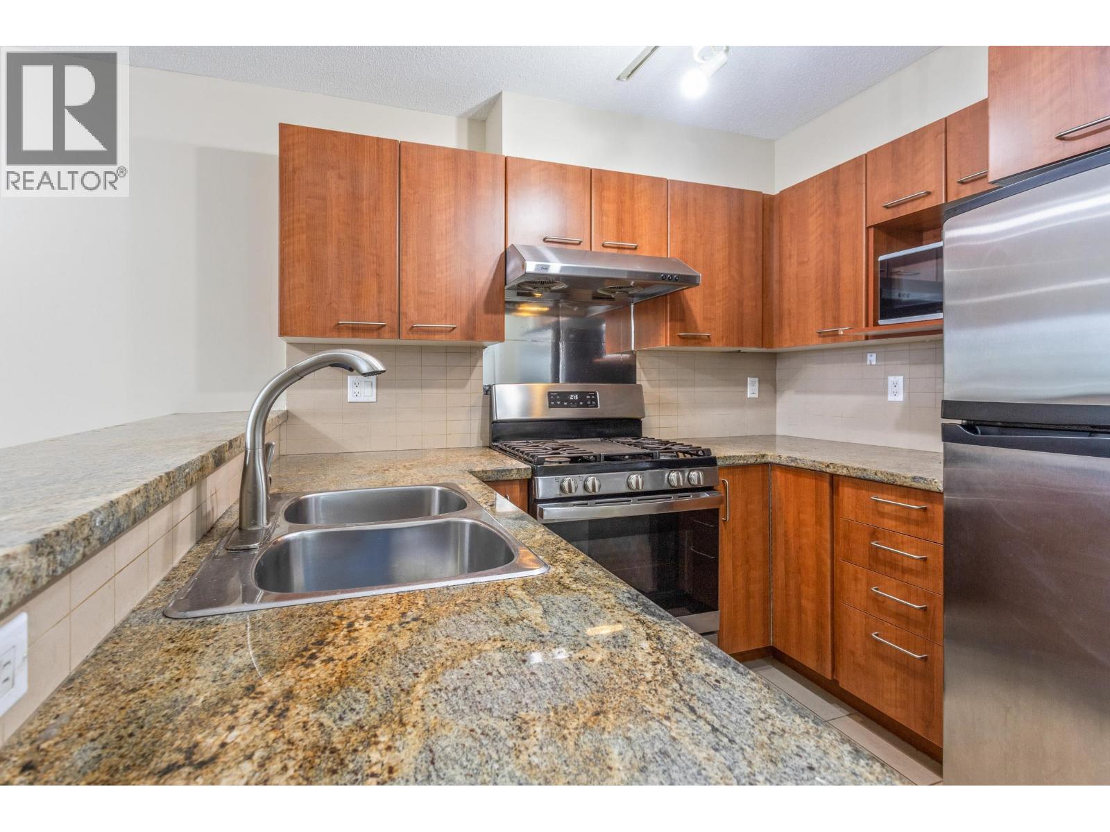 461 9100 Ferndale Road, Richmond, British Columbia  V6Y 4L1 - Photo 3 - R3038213