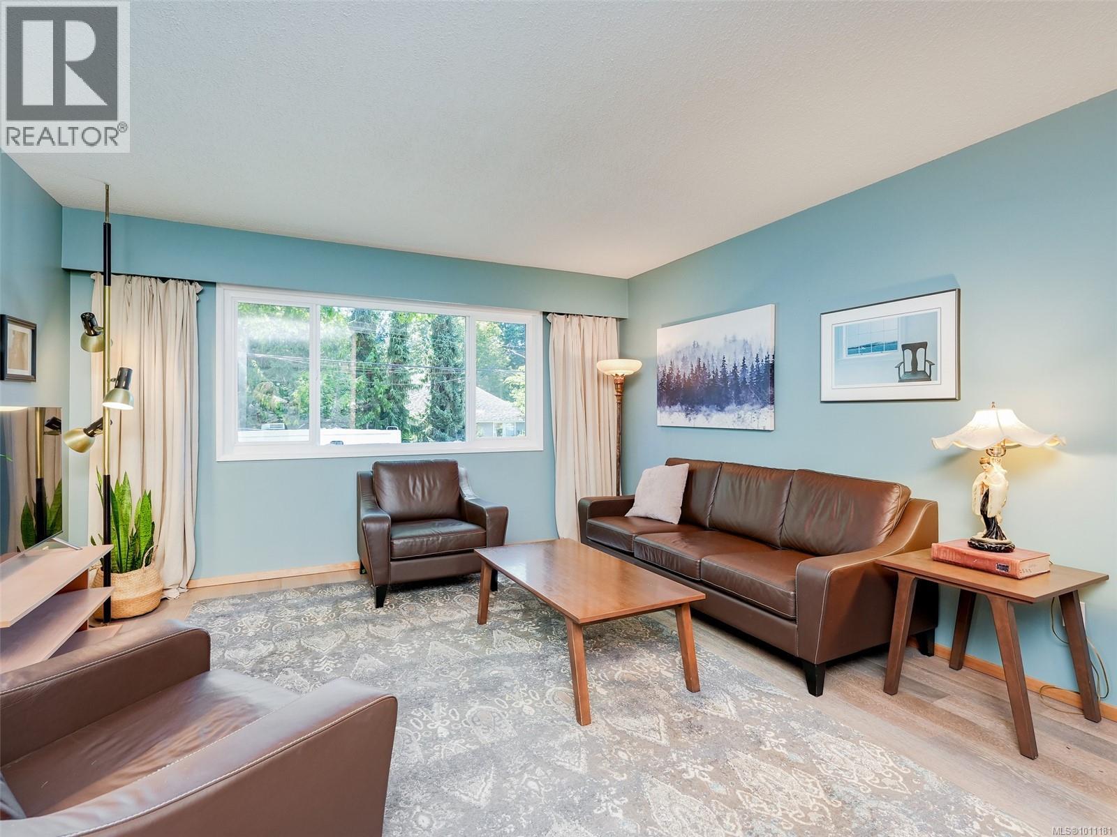 Property at 1844 Kings Rd image 4