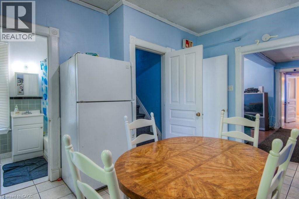 126 Albert Street, Waterloo, Ontario N2L 3T1 - Photo 18 - 40741513