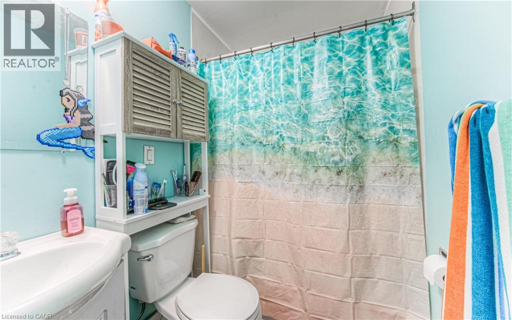 218 Margaret Avenue, Kitchener, Ontario  N2H 4J2 - Photo 32 - 40742347