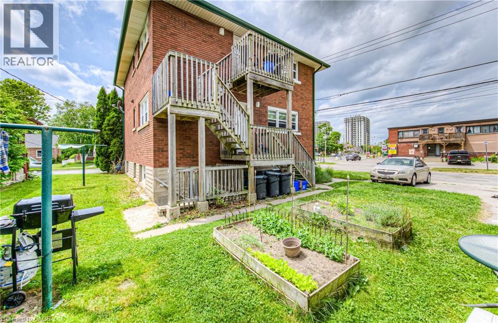 218 Margaret Avenue, Kitchener, Ontario  N2H 4J2 - Photo 12 - 40742347