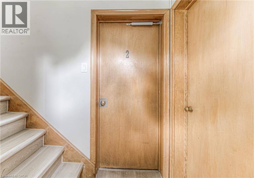 218 Margaret Avenue, Kitchener, Ontario  N2H 4J2 - Photo 14 - 40742347