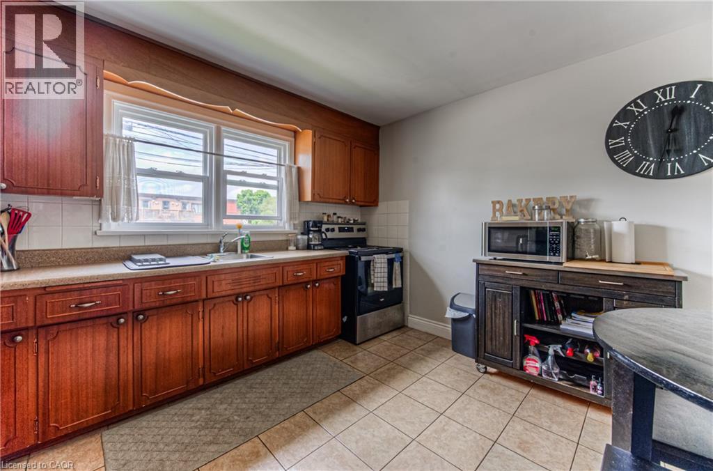 218 Margaret Avenue, Kitchener, Ontario  N2H 4J2 - Photo 38 - 40742347