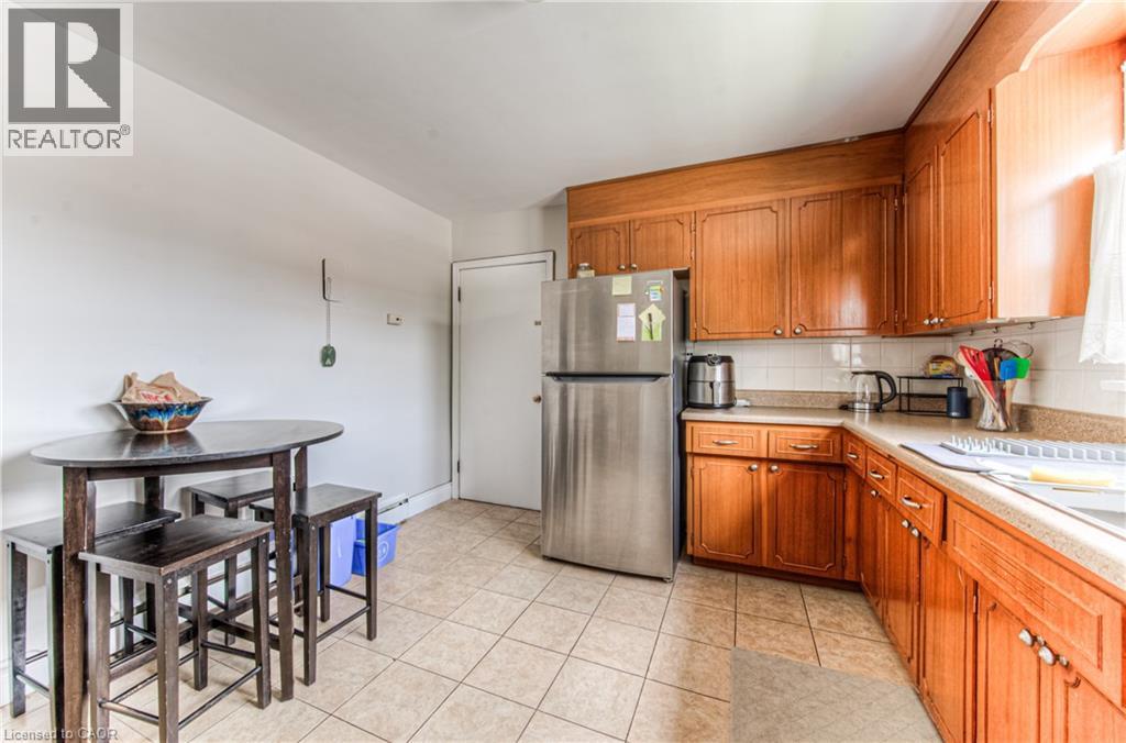 218 Margaret Avenue, Kitchener, Ontario  N2H 4J2 - Photo 39 - 40742347