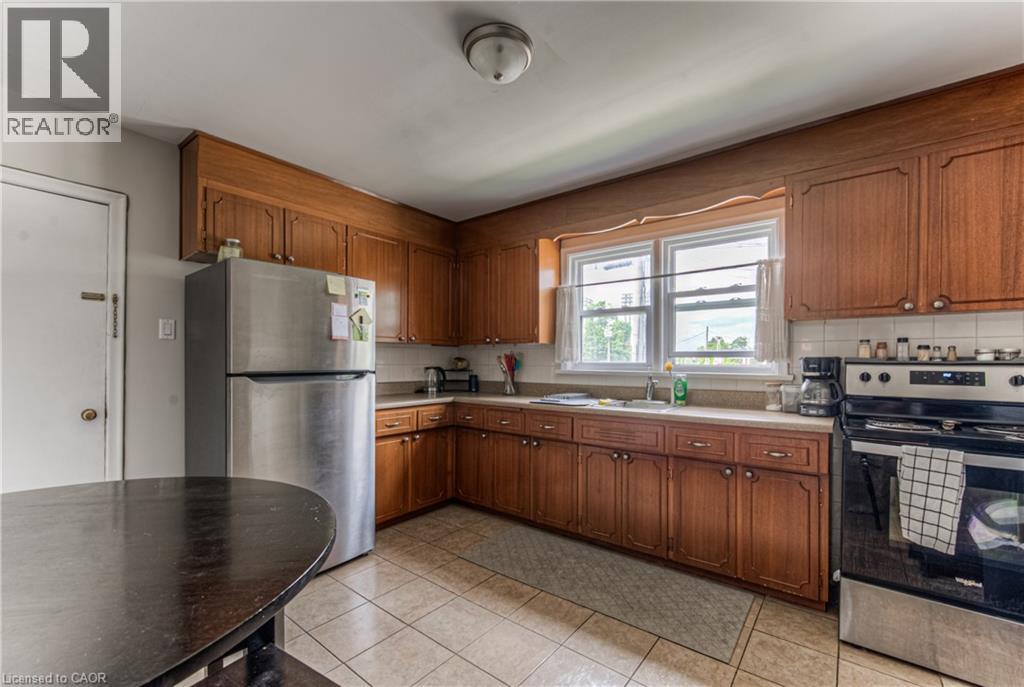 218 Margaret Avenue, Kitchener, Ontario  N2H 4J2 - Photo 37 - 40742347