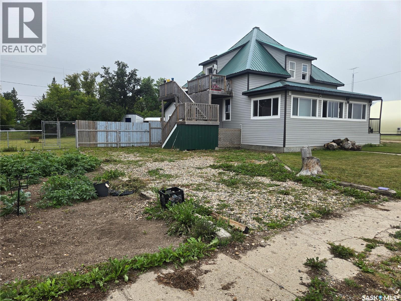 707 Railway Avenue, Neudorf, Saskatchewan  S0A 2T0 - Photo 2 - SK016018