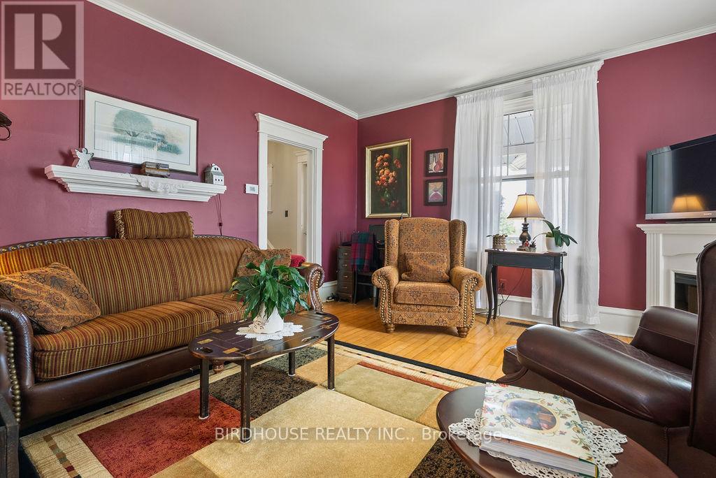 277 Sandhills Road, Kawartha Lakes, Ontario  K0M 2T0 - Photo 15 - X12347374