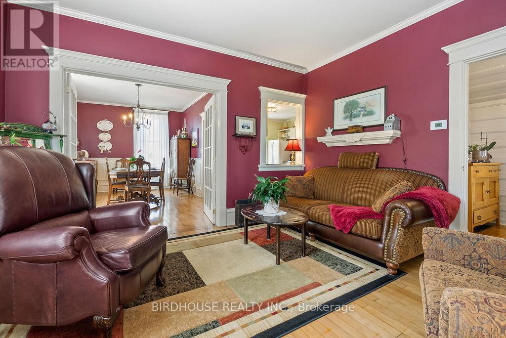 277 Sandhills Road, Kawartha Lakes, Ontario  K0M 2T0 - Photo 16 - X12347374