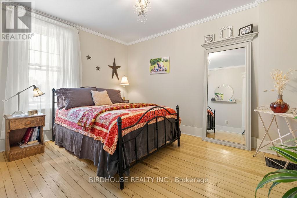 277 Sandhills Road, Kawartha Lakes, Ontario  K0M 2T0 - Photo 23 - X12347374