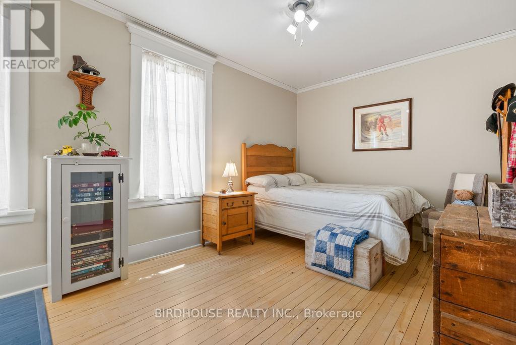 277 Sandhills Road, Kawartha Lakes, Ontario  K0M 2T0 - Photo 21 - X12347374