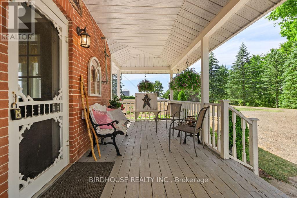 277 Sandhills Road, Kawartha Lakes, Ontario  K0M 2T0 - Photo 30 - X12347374